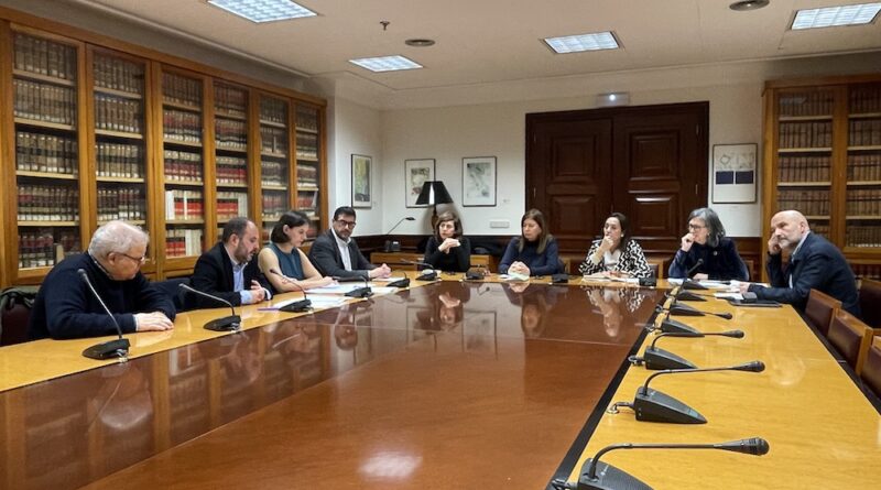 Reunion de AMEGA e AMESA cos europarlamentarios galegos