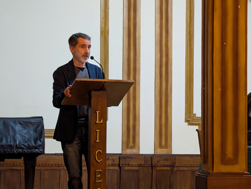 Dia dos Medios en Galego-Fernando de Paz